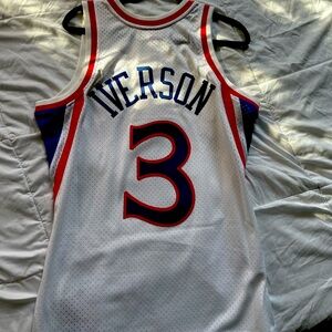 1996-1997 Philadelphia 76ers Jersey - Allen Iverson